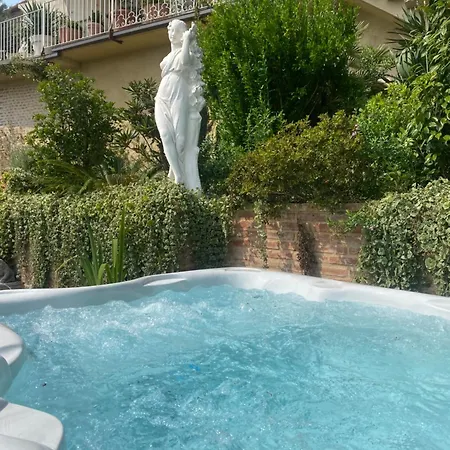 Ai Leoni Ruggenti - Giardino Segreto Con Vista Sul Monferrato *