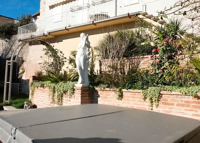 Daire Ai Leoni Ruggenti - Giardino Segreto Con Vista Sul Monferrato Ottiglio