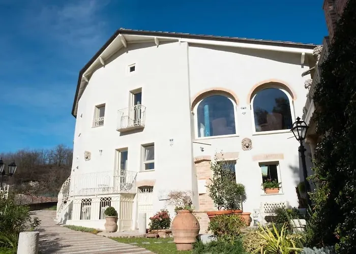 Ai Leoni Ruggenti - Giardino Segreto Con Vista Sul Monferrato